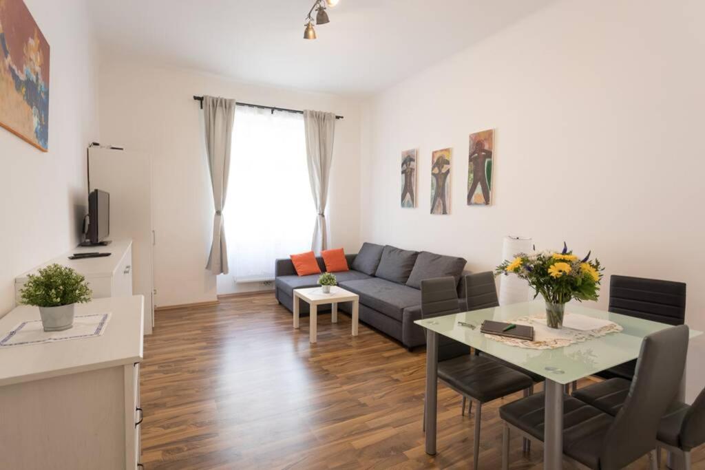 16 C&J'S Apartment Βιέννη Εξωτερικό φωτογραφία